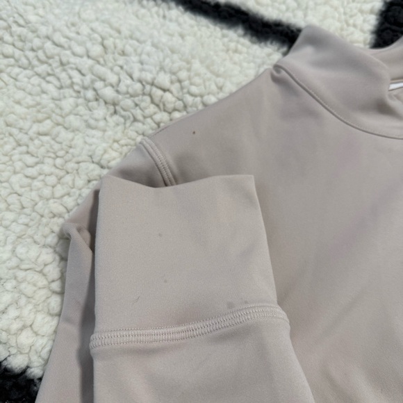 Oner Active Timeless Cropped Zip - Picture 4 of 4